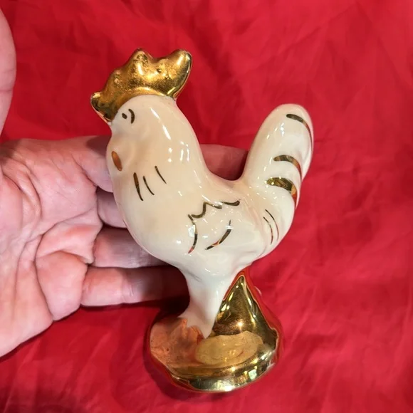 ❤️Vintage White and Gold Rooster and Hen set Figurines Chicken - Picture 4 of 7
